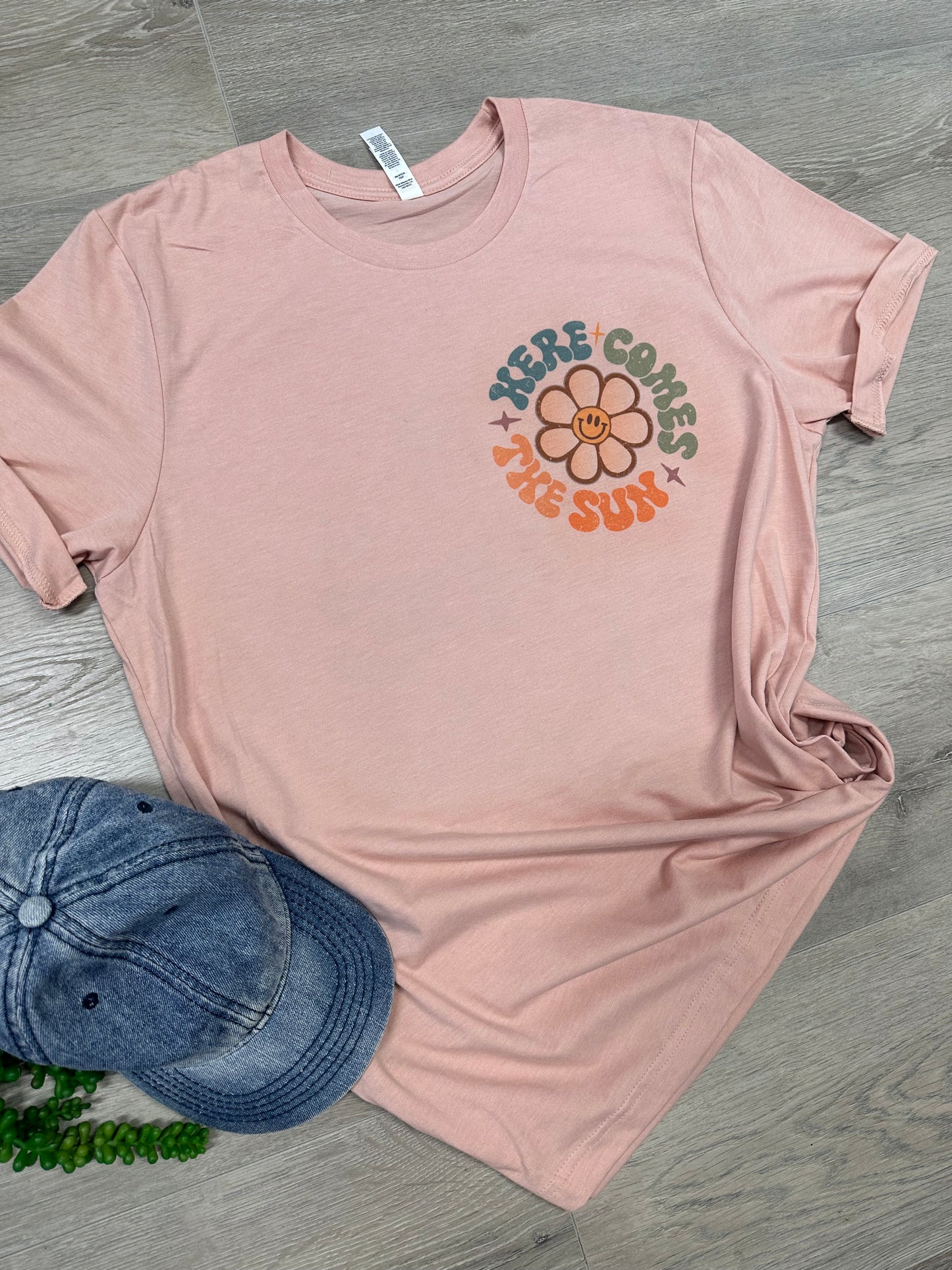 Here comes the Sun retro T-shirt