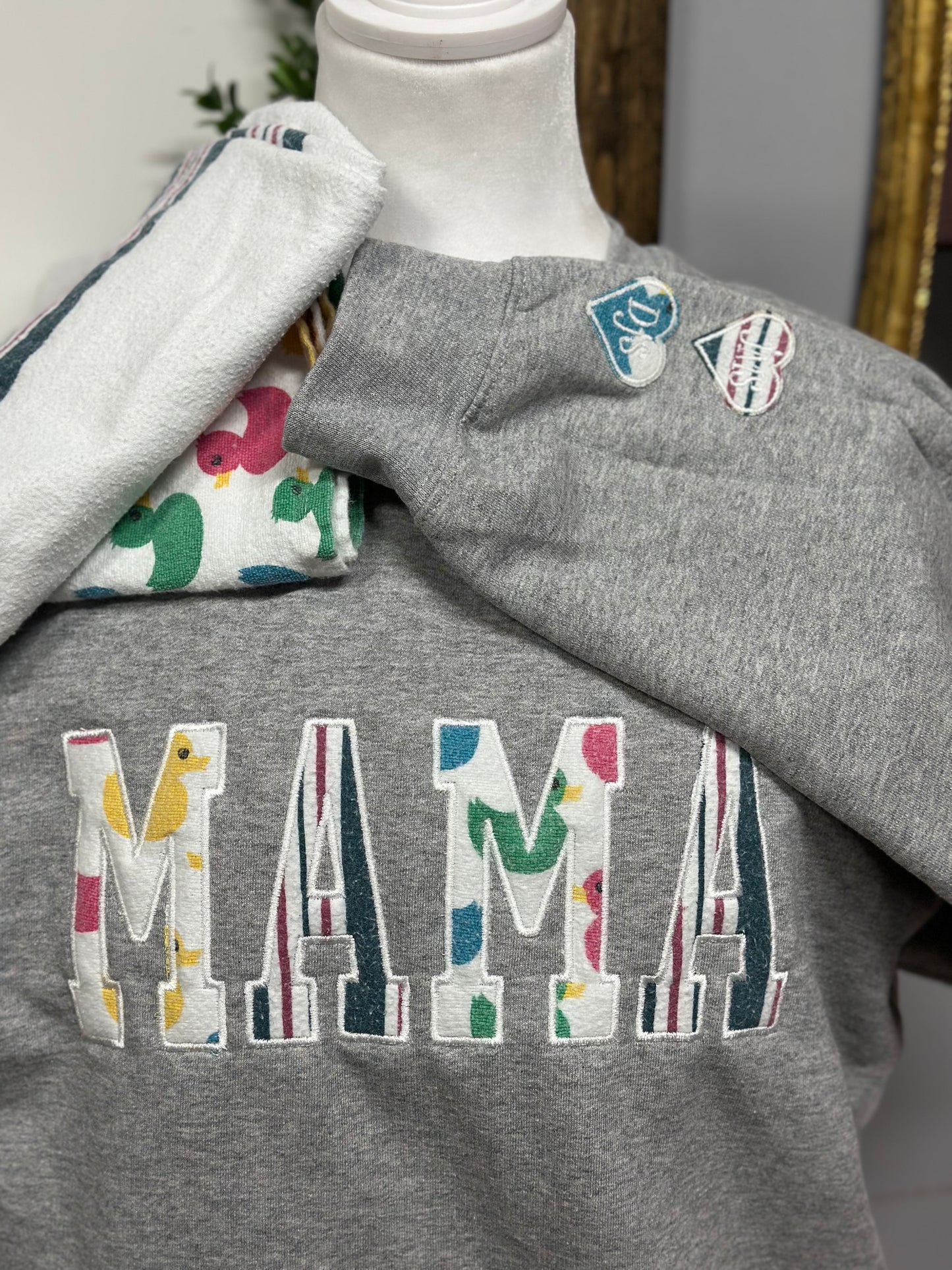 Personalized MAMA embroidery sweater baby memory