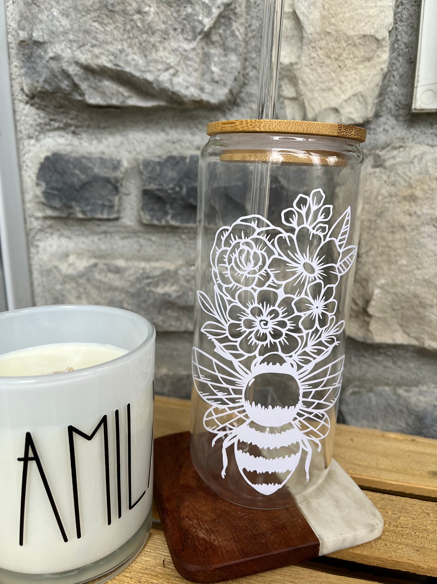 Bee iced coffee Libby can. Boho flowers glass Can cup. Glass tumbler