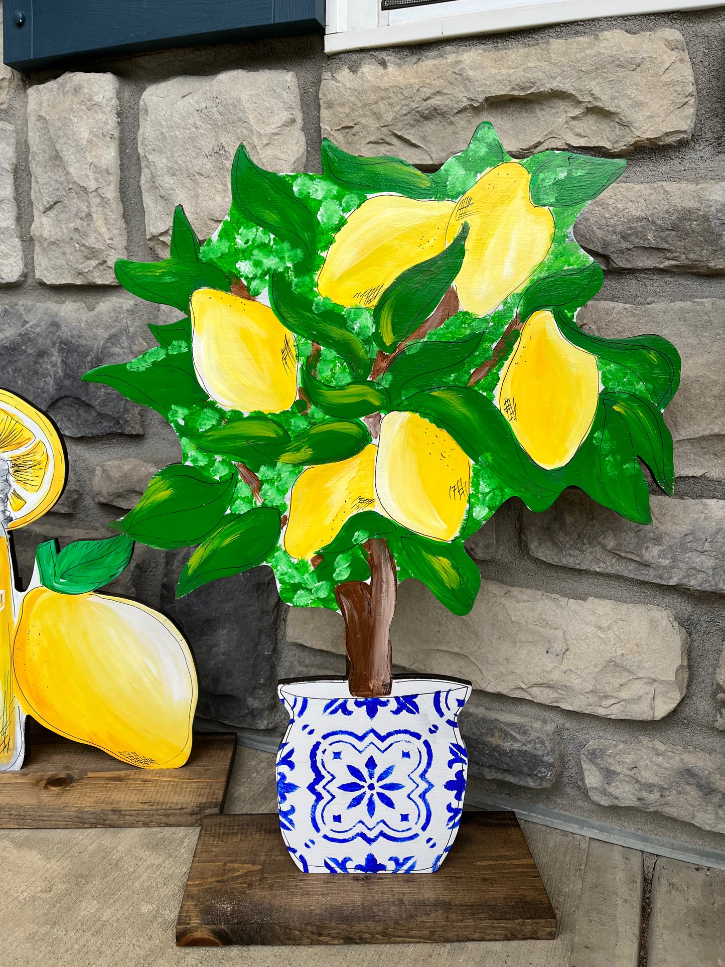 Summer lemon yard art. Spring Summer decor. Wood lemon tree. Garden decor. Porch Daliah decor. Large wood flowers.